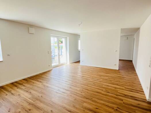 Wohnung zur Miete 900 € 3 Zimmer 81 m² 1. Geschoss frei ab sofort Mainburg Mainburg 84048