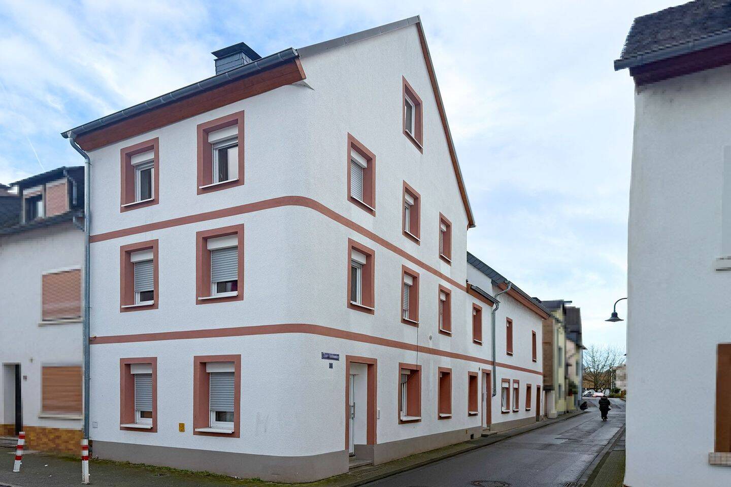 Immobilie in Wittlich - Stadt Wittlich: Kernsaniertes, attraktives Vier-Parteien-Haus, zentrale Lage, über 5 % Rendite - Bild 1