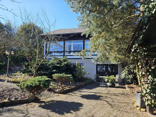 Einfamilienhaus zum Kauf 297.000 € 6 Zimmer 130 m² 1.005 m² Grundstück Bürdenbach 56593