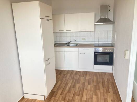 Wohnung zur Miete 337 € 3 Zimmer 57 m² 3. Geschoss Krondorfer Straße 111 Wolfen Bitterfeld-Wolfen 06766