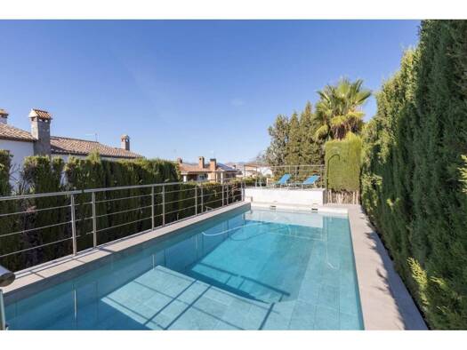 Chalet zum Kauf 499.000 € 8 Zimmer 391 m² 875 m² Grundstück La Zubia 18140