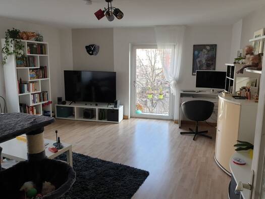 Wohnung zur Miete 750 € 2 Zimmer 62 m² Geschoss 3/4 frei ab 01.05.2026 Lichtenhof Nürnberg 90443