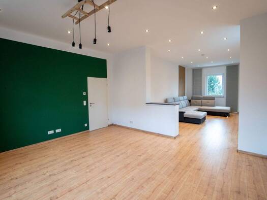 Wohnung zum Kauf 289.000 € 3 Zimmer 90,8 m² 1. Geschoss Bogenstraße 45 Neviges Velbert 42553