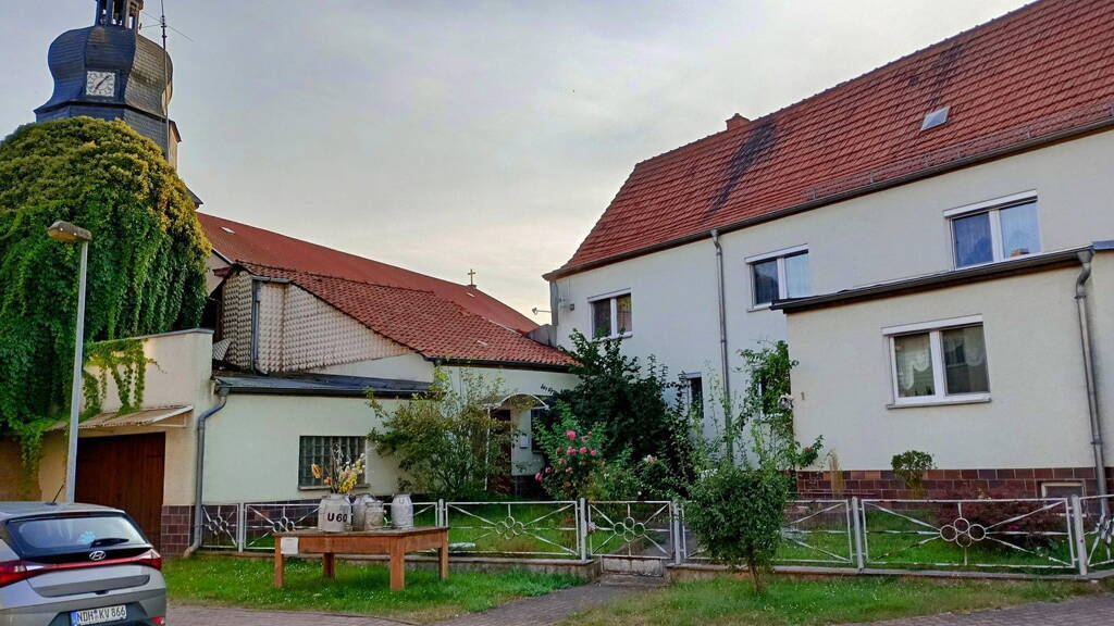 Bauernhaus zum Kauf provisionsfrei 90.000 € 10 Zimmer 170 m² 394 m² Grundstück Kirchgasse 1 Urbach 99765