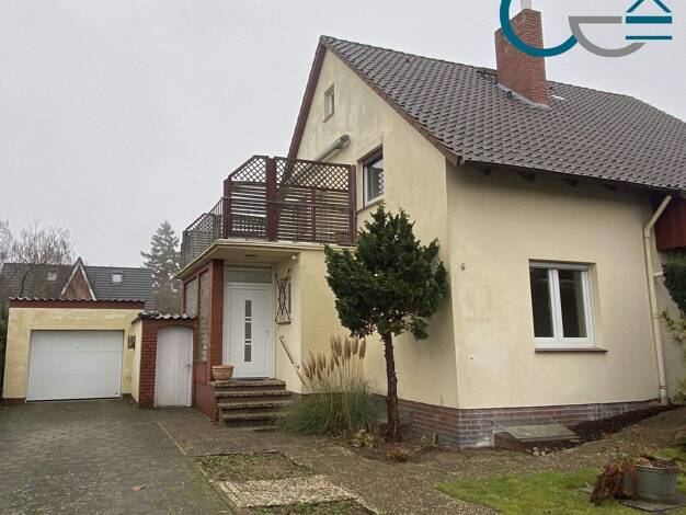 Wohnung zur Miete 690 € 3 Zimmer 107 m² frei ab 01.05.2026 Nienburg Nienburg (Weser) 31582