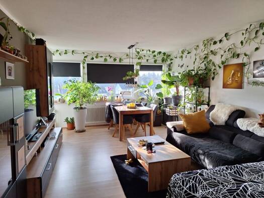 Wohnung zur Miete 912 € 4 Zimmer 92 m² 6. Geschoss frei ab 01.05.2026 Weiherhof Zirndorf 90513