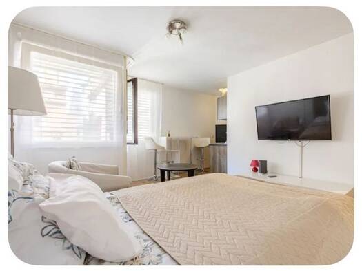 Studio zur Miete 890 € 1 Zimmer 30 m² 3. UG frei ab 01.11.2026 Augustenstraße 81 West Stuttgart 70178