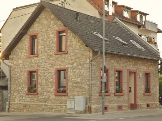 Einfamilienhaus zur Miete 2.200 € 4 Zimmer 160 m² 350 m² Grundstück frei ab sofort Ingelheim am Rhein 55218
