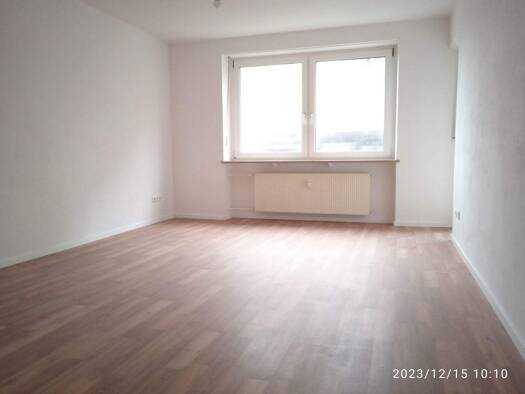 Wohnung zur Miete 650 € 4 Zimmer 90,8 m² Bahnhofsplatz 11 Innenstadt Hof 95028