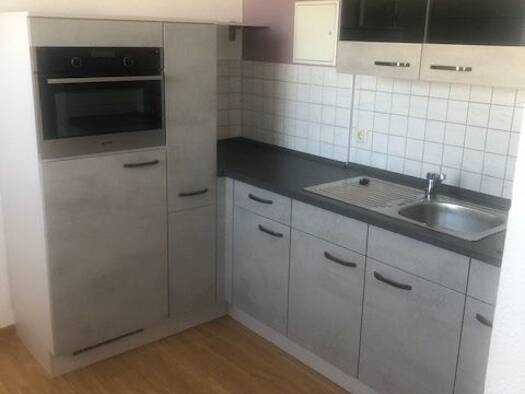 Wohnung zur Miete 260 € Dachgeschoss, 5 Geschosse frei ab sofort Klötzerstraße 3 b Innenstadt Riesa 01587