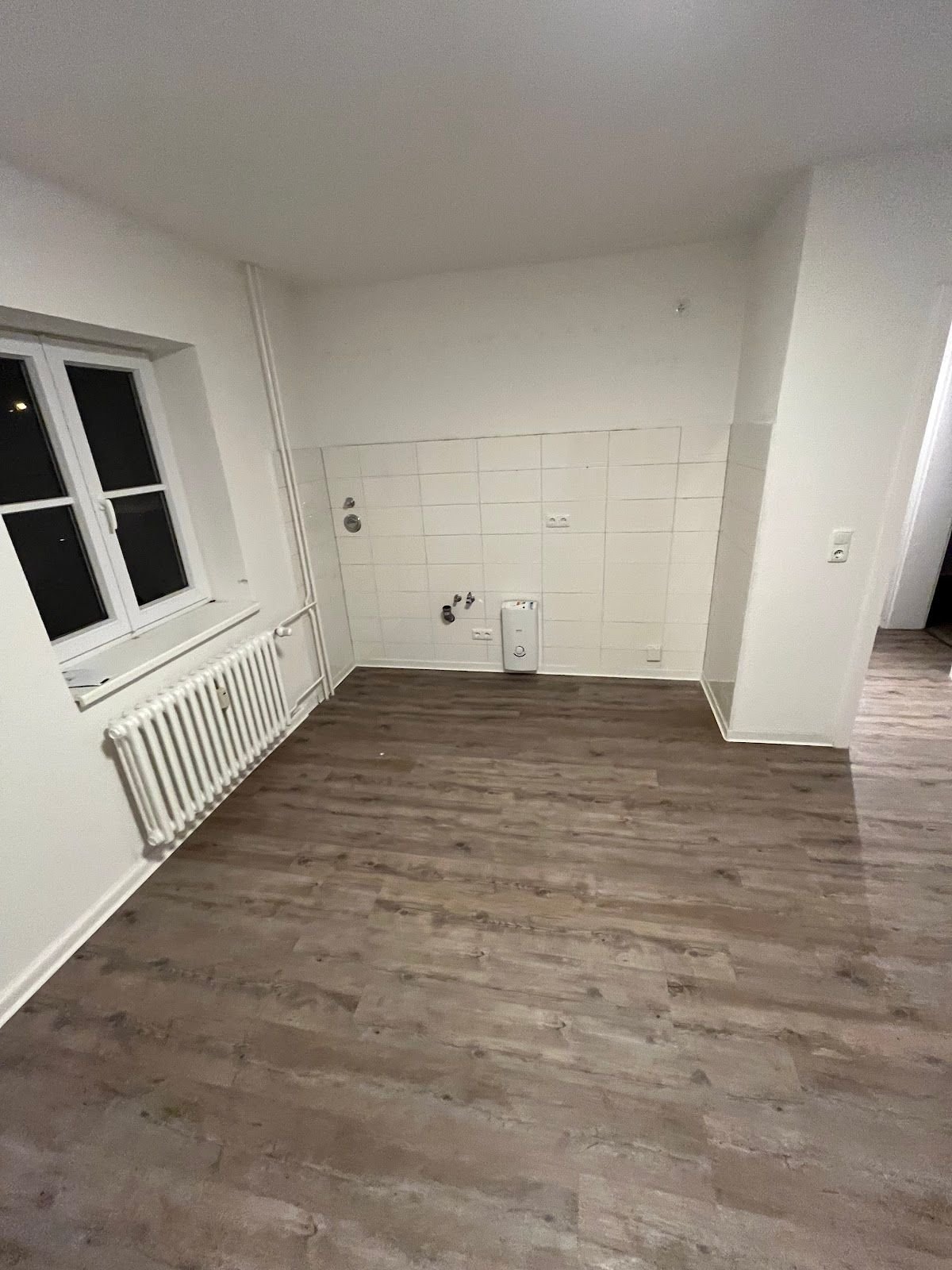 Wohnung zur Miete 379 € 2 Zimmer 48,6 m²<br/>Wohnfläche EG<br/>Geschoss 01.11.2024<br/>Verfügbarkeit Reichenberger Allee 46 Elmschenhagen Bezirk 2 Kiel 24146