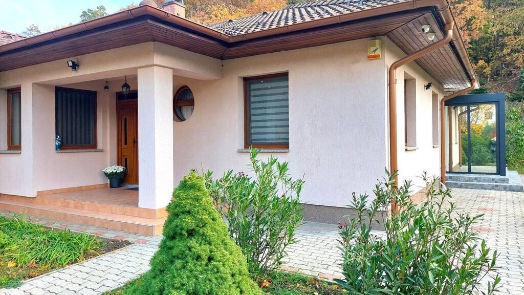 Haus zum Kauf provisionsfrei 719.900 € 3 Zimmer 138 m² 1.116 m² Grundstück Balatonföldvár