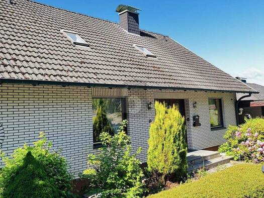 Einfamilienhaus zum Kauf 299.000 € 6 Zimmer 167 m² 810 m² Grundstück Dassel 37586