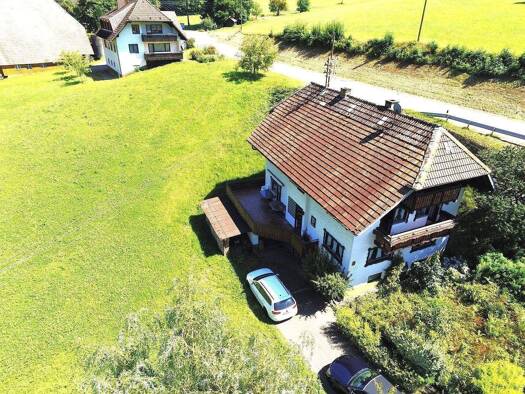 Einfamilienhaus zum Kauf 354.900 € 7 Zimmer 182 m² 492 m² Grundstück frei ab sofort Schonach im Schwarzwald 78136