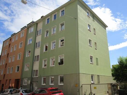 Wohnung zum Kauf 265.000 € 3 Zimmer 77 m² 2. Geschoss frei ab sofort Maxfeld Altstadt und engere Innenstadt 90409