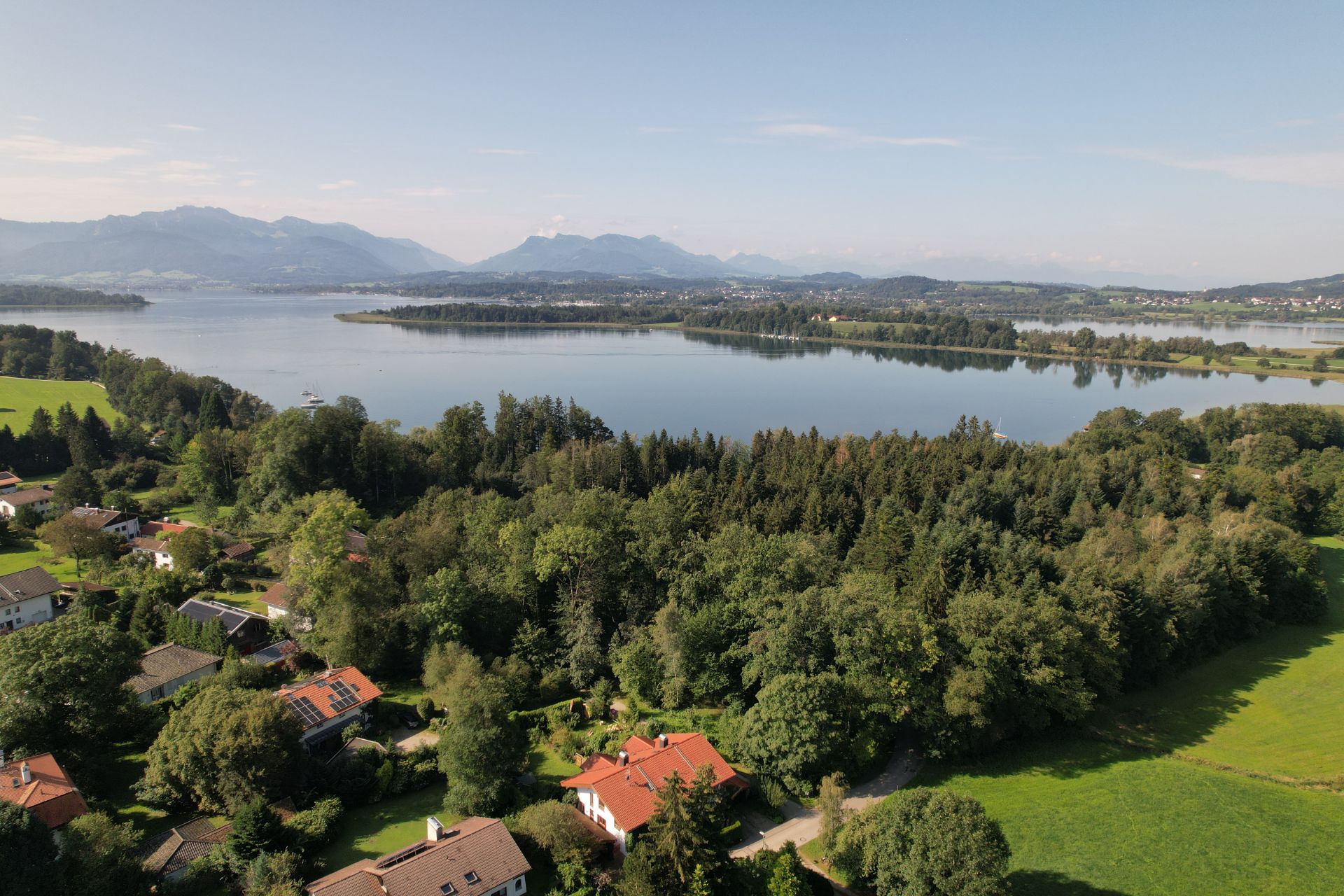 Doppelhaushälfte zum Kauf 1.050.000 € 6 Zimmer 150 m²<br/>Wohnfläche 500 m²<br/>Grundstück Breitbrunn am Chiemsee 83254