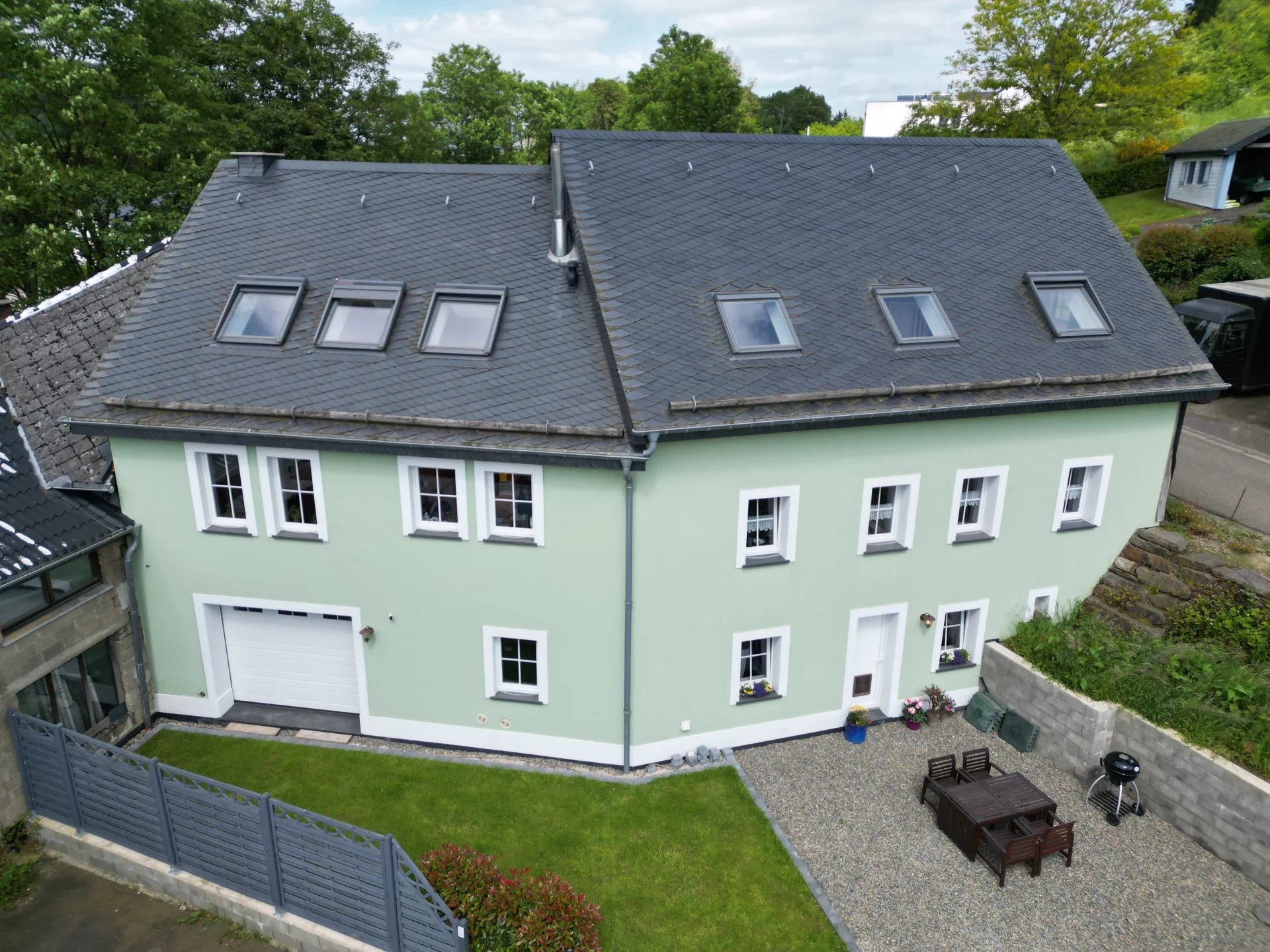 Einfamilienhaus zum Kauf provisionsfrei 325.000 € 7 Zimmer 178,7 m²<br/>Wohnfläche 466 m²<br/>Grundstück Manderfelder Straße, Schönberg 4A Schoenberg Saint-Vith 4780