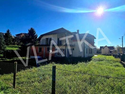 Haus zum Kauf 600.000 € 6 Zimmer 398 m² Zagreb