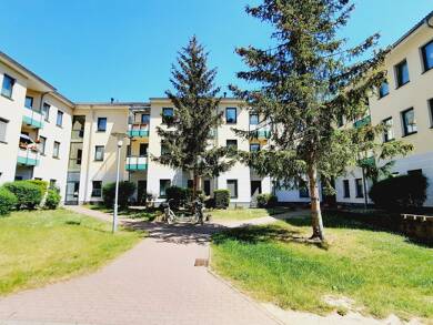 Wohnung zur Miete 405 € 2 Zimmer 39,5 m² 1. Geschoss frei ab sofort Kalkstraße 10 Staßfurt Staßfurt 39418