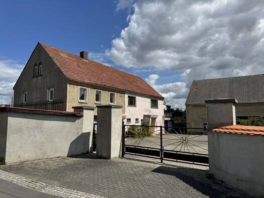 Bauernhaus zum Kauf 59.000 € 7 Zimmer 162 m² 1.816 m² Grundstück Calbitz Wermsdorf 04779