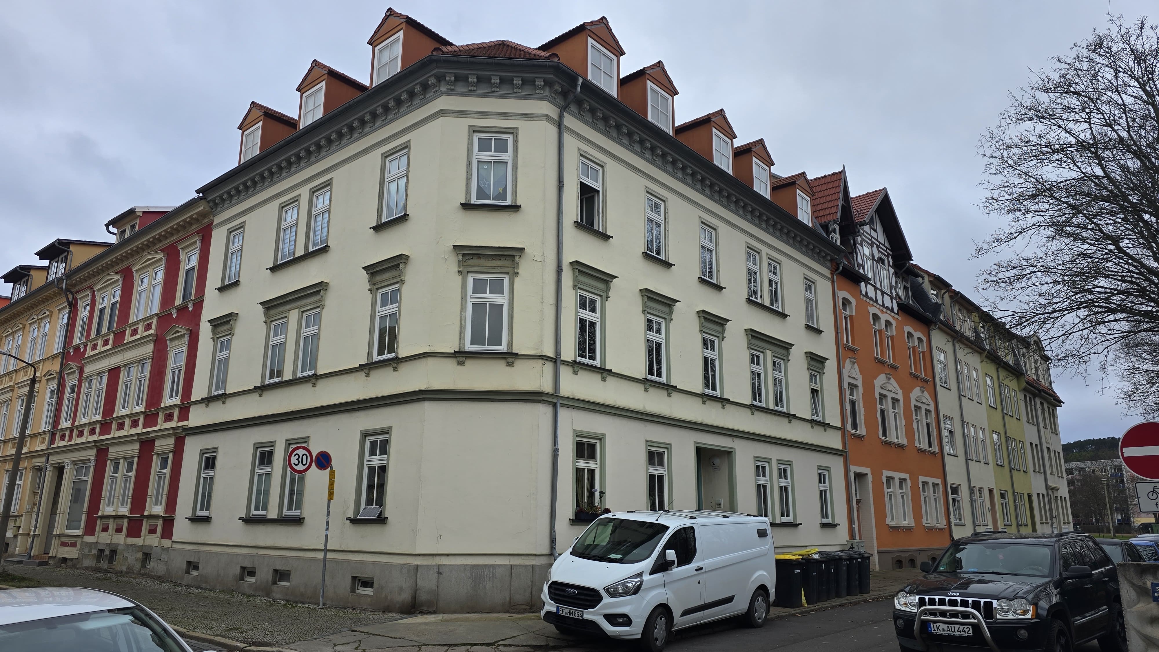 Mehrfamilienhaus zum Kauf provisionsfrei als Kapitalanlage geeignet 610.000 € 31 Zimmer 546 m²<br/>Wohnfläche 248 m²<br/>Grundstück Tambuchstraße 2 Arnstadt Arnstadt 99310