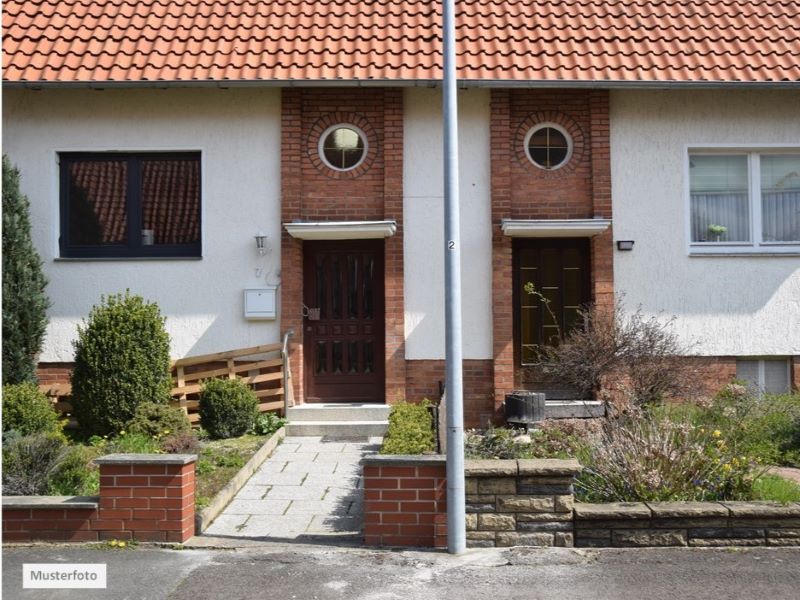 Haus zum Kauf provisionsfrei 130.000 € 1.039 m²<br/>Grundstück Wolf Traben-Trarbach 56841