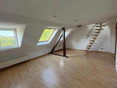 Wohnung zum Kauf provisionsfrei 110.000 € 3 Zimmer 65,2 m² Dachgeschoss, 3. Geschoss Freiligrathstr. 11 Cracau Krefeld 47799