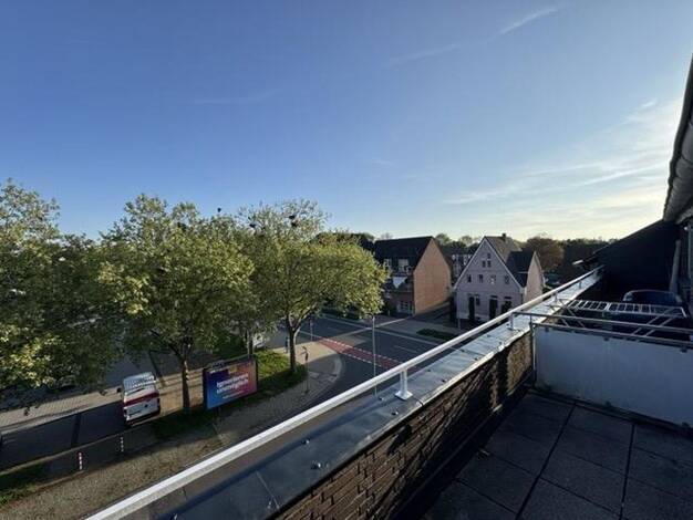 Wohnung zur Miete 600 € 2,5 Zimmer 65 m² 3. Geschoss frei ab 31.10.2026 Bahnhofstraße 36 Kapellen-Mitte Moers 47447