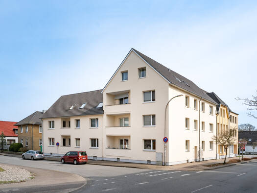 Mehrfamilienhaus zum Kauf als Kapitalanlage geeignet 2.290.000 € 35 Zimmer 691,4 m² 2.590 m² Grundstück Schleswig 24837