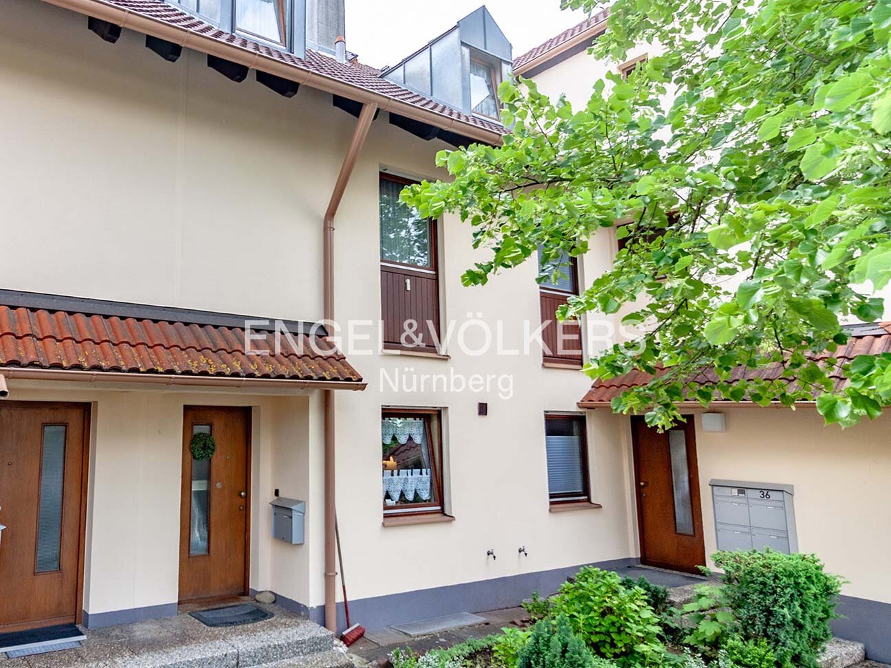 Wohnung zum Kauf 342.000 € 3 Zimmer 96 m²<br/>Wohnfläche 1.<br/>Geschoss ab sofort<br/>Verfügbarkeit Kornburg / Worzeldorf Nürnberg 90455