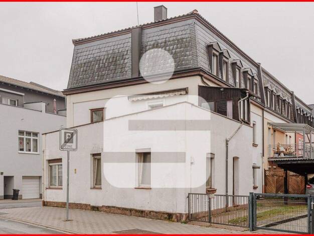 Mehrfamilienhaus zum Kauf 350.000 € 12 Zimmer 291 m² 249 m² Grundstück frei ab sofort Forchheim 91301