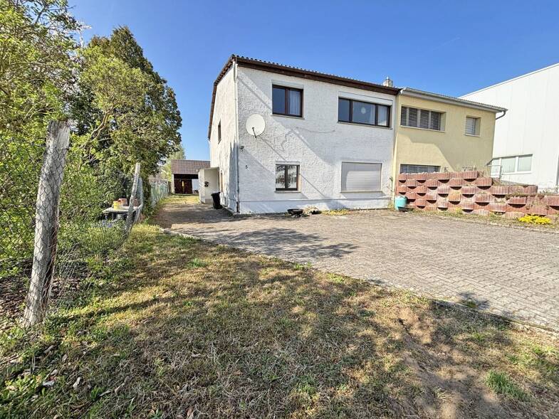Doppelhaushälfte zum Kauf 229.000 € 6 Zimmer 170 m² 1.319 m² Grundstück Miltenberg Miltenberg 63897