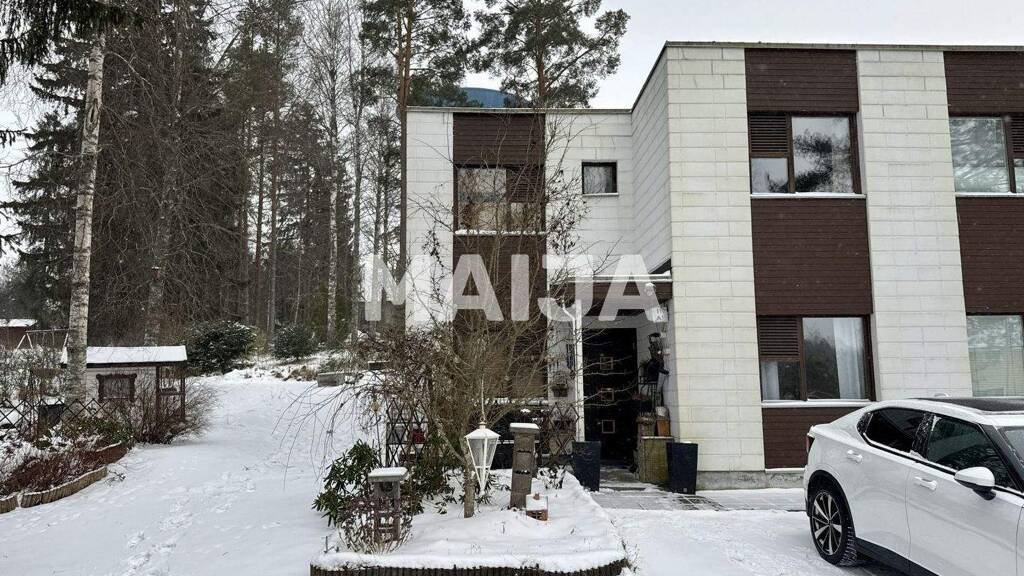 Reihenmittelhaus zum Kauf 129.000 € 5 Zimmer 110,6 m² 3.720 m² Grundstück Kiertotie 11 Akaa 37830