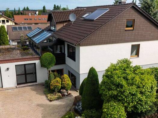 Einfamilienhaus zum Kauf provisionsfrei 619.000 € 8 Zimmer 265 m² 650 m² Grundstück Carl-Maria-von-Weber-Str. 4 Pfedelbach 74629