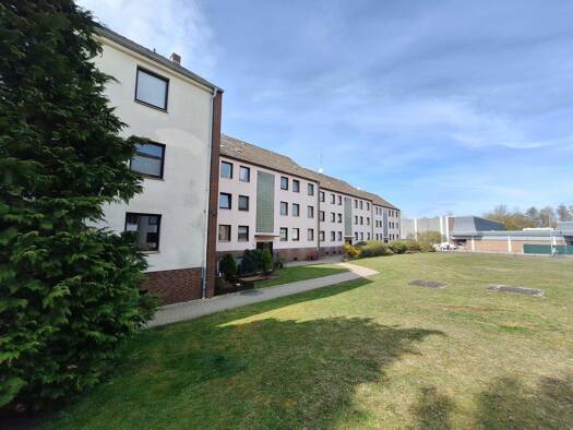 Wohnung zur Miete 350 € 1 Zimmer 41 m² 1. Geschoss Uetzer Strasse 90 Burgdorf bURGDORF 31303