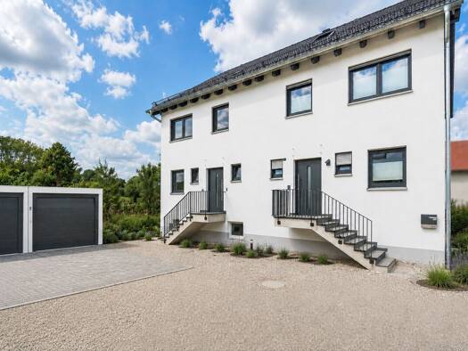 Doppelhaushälfte zum Kauf - Erstbezug 580.000 € 5 Zimmer 137,1 m² 357,5 m² Grundstück Siegensdorf Ergoldsbach 84061