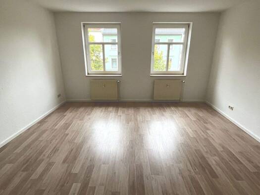 Wohnung zur Miete 400 € 3 Zimmer 92 m² 2. Geschoss Leipziger Str. 19 Zangenberg Zeitz 06712