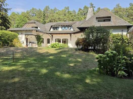 Villa zum Kauf 1.175.000 € 12 Zimmer 470 m² 1.663 m² Grundstück Homburg Homburg 66424