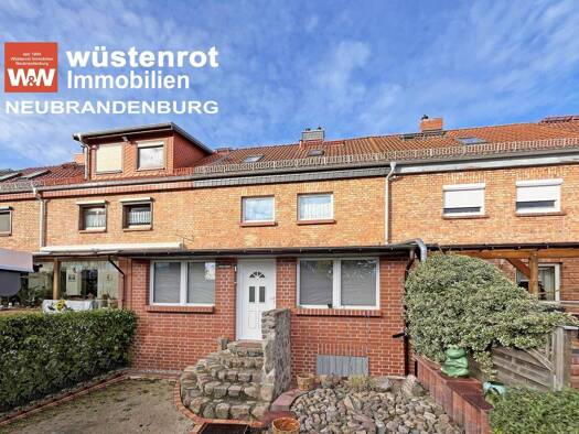 Reihenmittelhaus zum Kauf 245.000 € 4 Zimmer 126 m² 237 m² Grundstück Ihlenfelder Vorstadt Neubrandenburg 17034