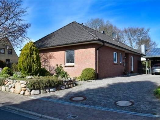 Einfamilienhaus zum Kauf 295.000 € 3,5 Zimmer 103,3 m² 527 m² Grundstück Busdorf 24866