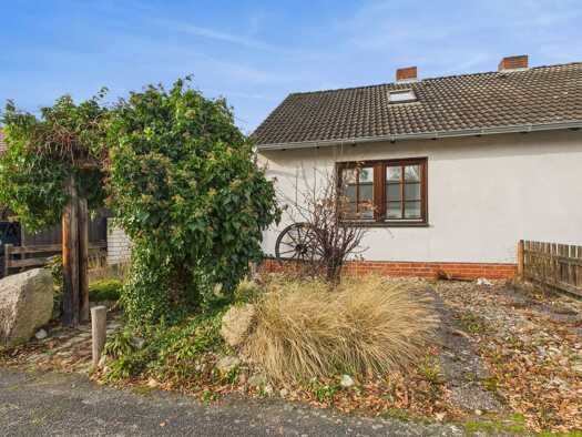 Doppelhaushälfte zum Kauf 175.000 € 4 Zimmer 116 m² 467 m² Grundstück Nienhagen Nienhagen 29336