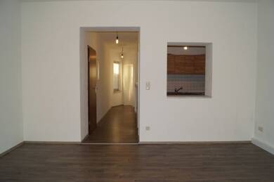 Wohnung zur Miete 363 € 2 Zimmer 50 m² EG frei ab sofort Dessauer Str. 66 Roßlau Dessau-Roßlau 06862