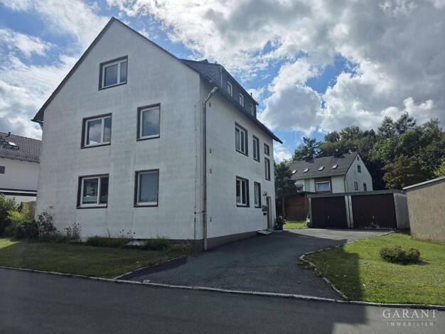 Mehrfamilienhaus zum Kauf 160.000 € 8 Zimmer 182 m² 681 m² Grundstück Helmbrechts Helmbrechts 95233