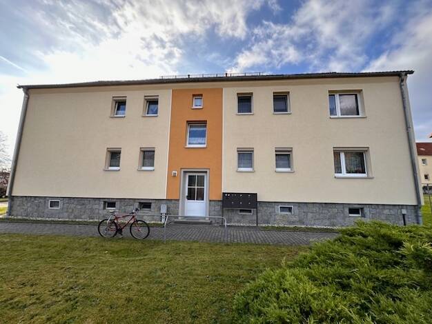 Mehrfamilienhaus zum Kauf als Kapitalanlage geeignet 239.400 € 7 Zimmer 208,9 m² 1.049 m² Grundstück Schulstraße 3 Großharthau 01909