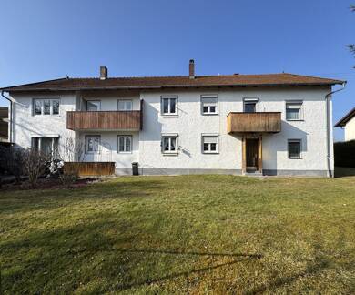 Mehrfamilienhaus zum Kauf als Kapitalanlage geeignet 639.000 € 12 Zimmer 390 m² 1.300 m² Grundstück Bahnhofstr. 29 Neumarkt-Sankt Veit Neumarkt-Sankt Veit 84494