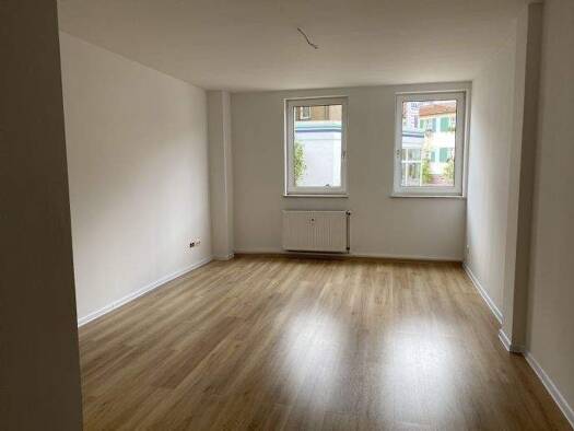 Wohnung zur Miete 385 € 2 Zimmer 77 m² frei ab sofort Hauptstraße 20 Steinbach-Hallenberg 98587