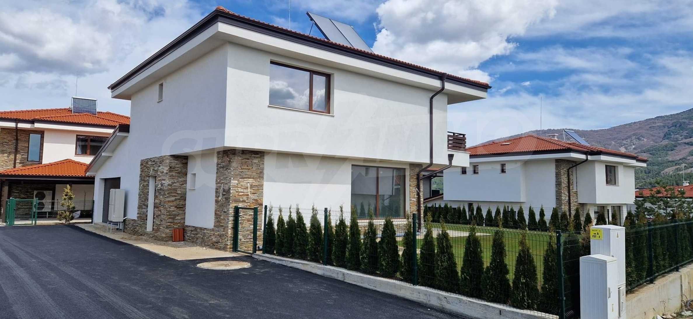 Reihenmittelhaus zum Kauf 400.000 € 4 Zimmer 200 m²<br/>Wohnfläche Kladnitsa