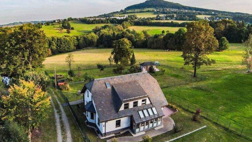 Einfamilienhaus zum Kauf 6 Zimmer 195 m² 17.838 m² Grundstück Annaberg Annaberg-Buchholz 09456