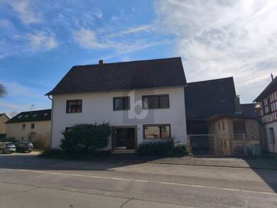 Einfamilienhaus zum Kauf 6 Zimmer 207 m² 820 m² Grundstück Großwalbur Meeder 96484