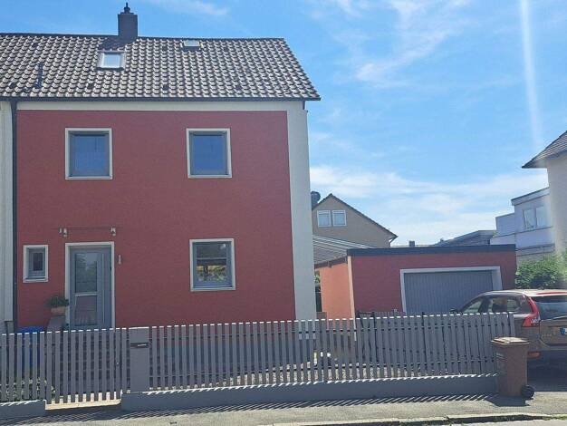 Doppelhaushälfte zum Kauf provisionsfrei 549.000 € 5 Zimmer 129 m² 458 m² Grundstück Dr. Heiss Straße, 32 Straubing 94315